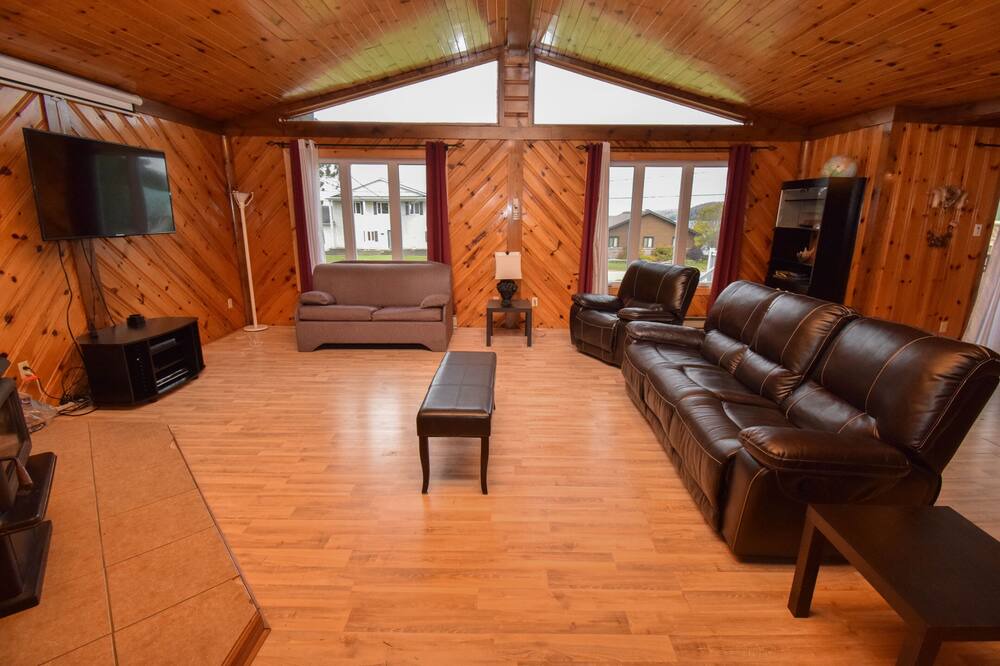 Photo of Livingroom in Lac-des-Plages