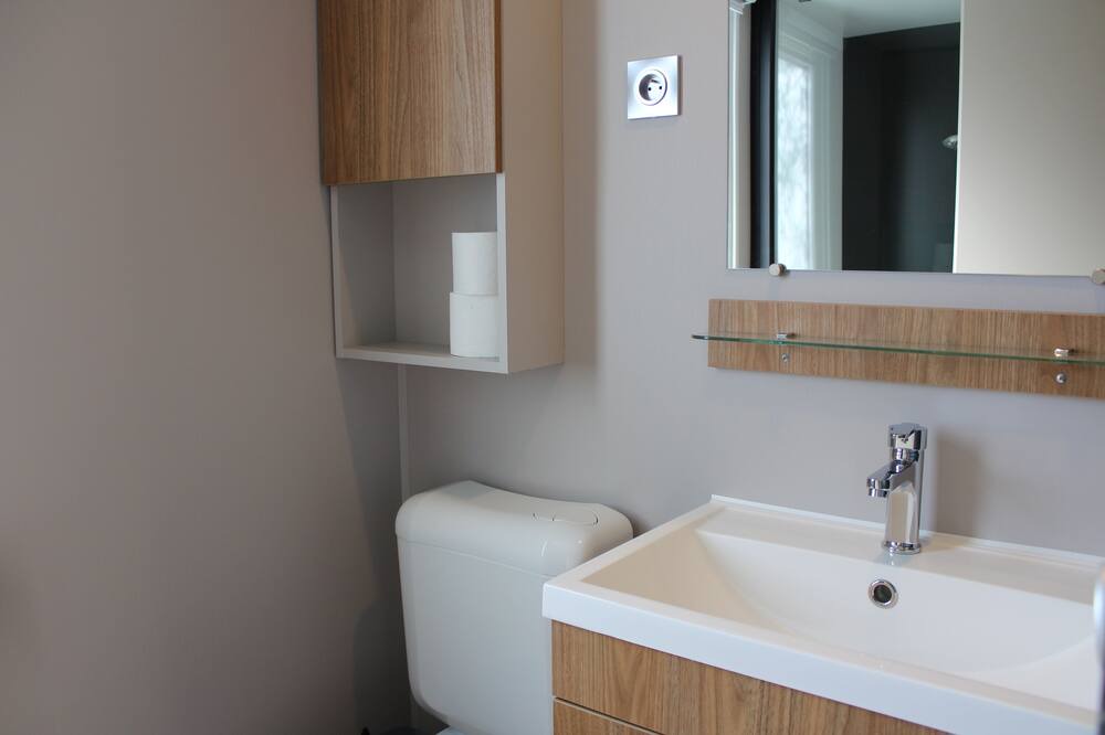 Photo of Bathroom in Gastes