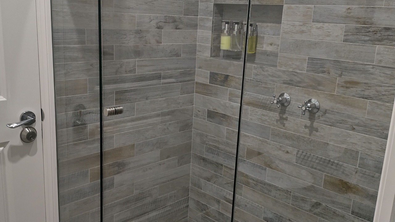 Photo of Bathroom in Canyonleigh