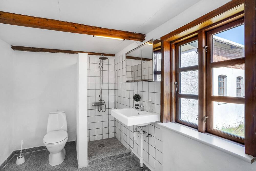 Photo of Bathroom in Aars