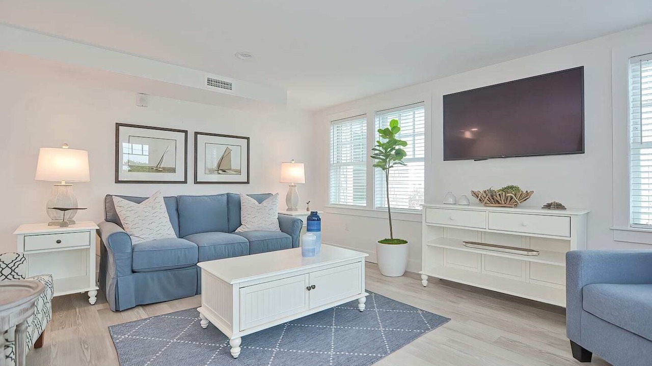 Photo of Bedroom in Plymouth Cultural District