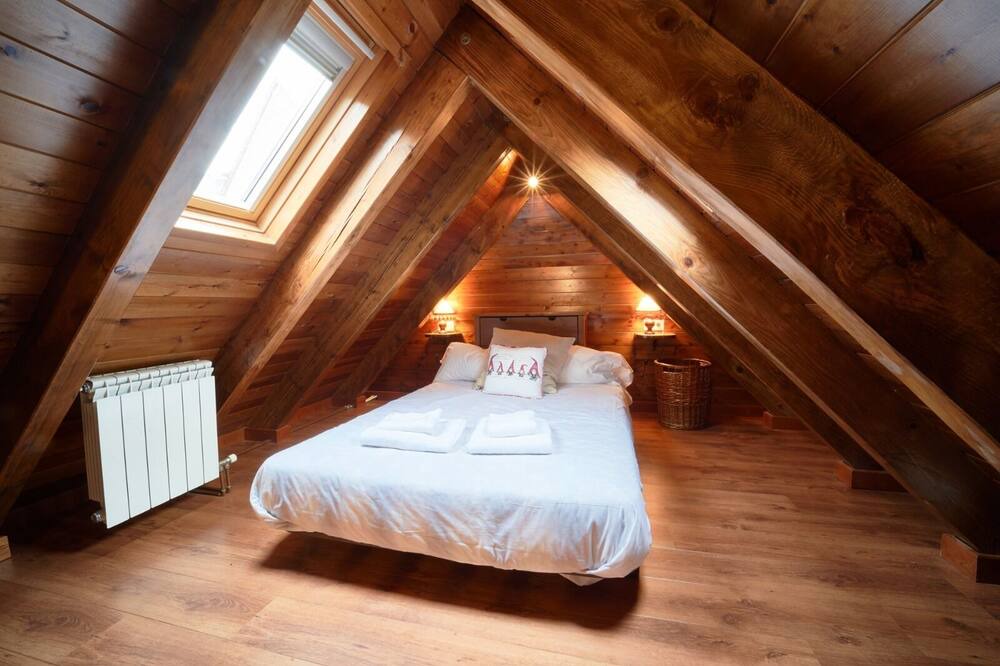 Photo of Bedroom in Salardu