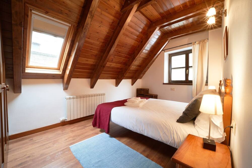 Photo of Bedroom in Salardu