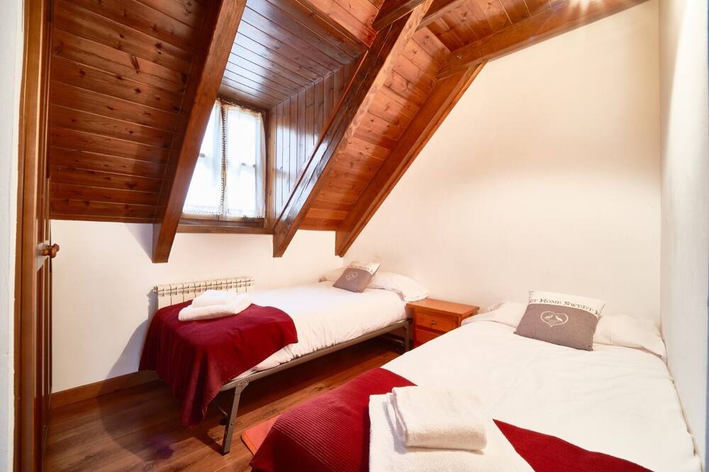 Photo of Bedroom in Salardu