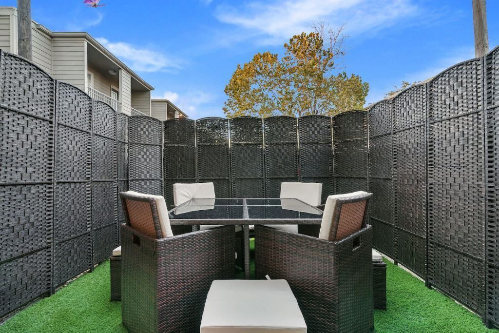 Photo of Outdoor in Greenway Plaza-Upper Kirby