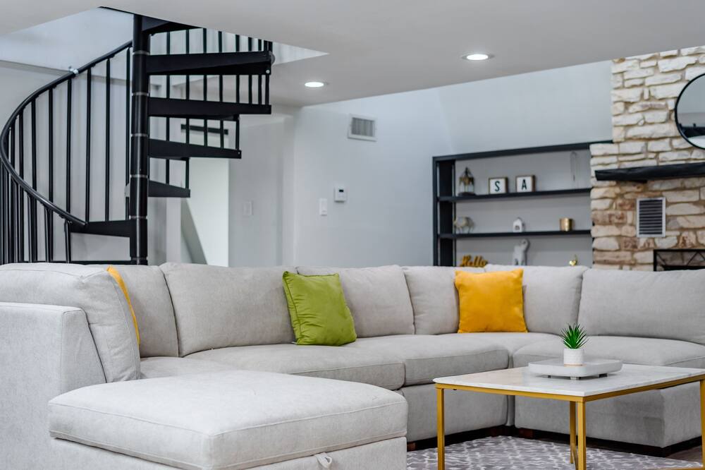 Photo of Livingroom in Wetmore