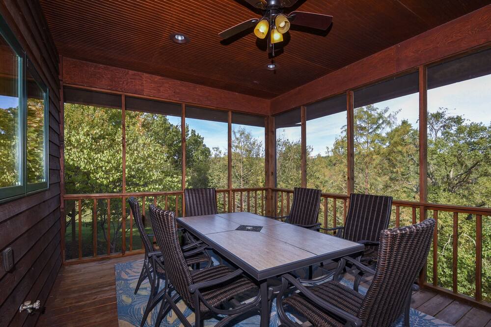 Photo of Patio Balcony in Shell Knob
