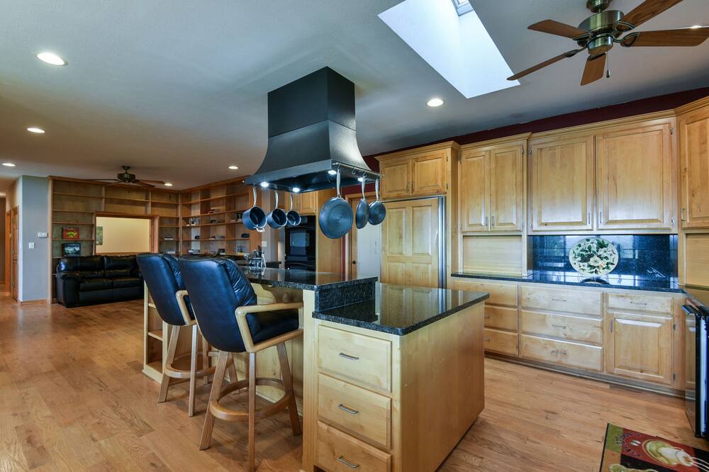 Photo of Kitchen in Shell Knob