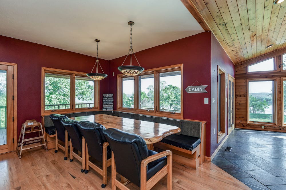 Photo of Kitchen in Shell Knob