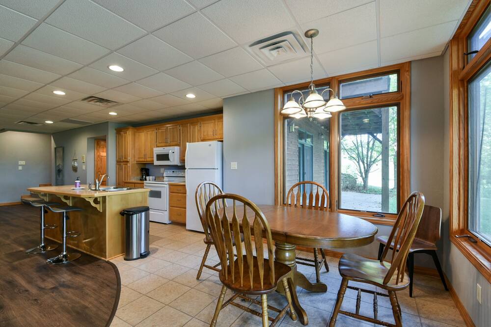 Photo of Kitchen in Shell Knob