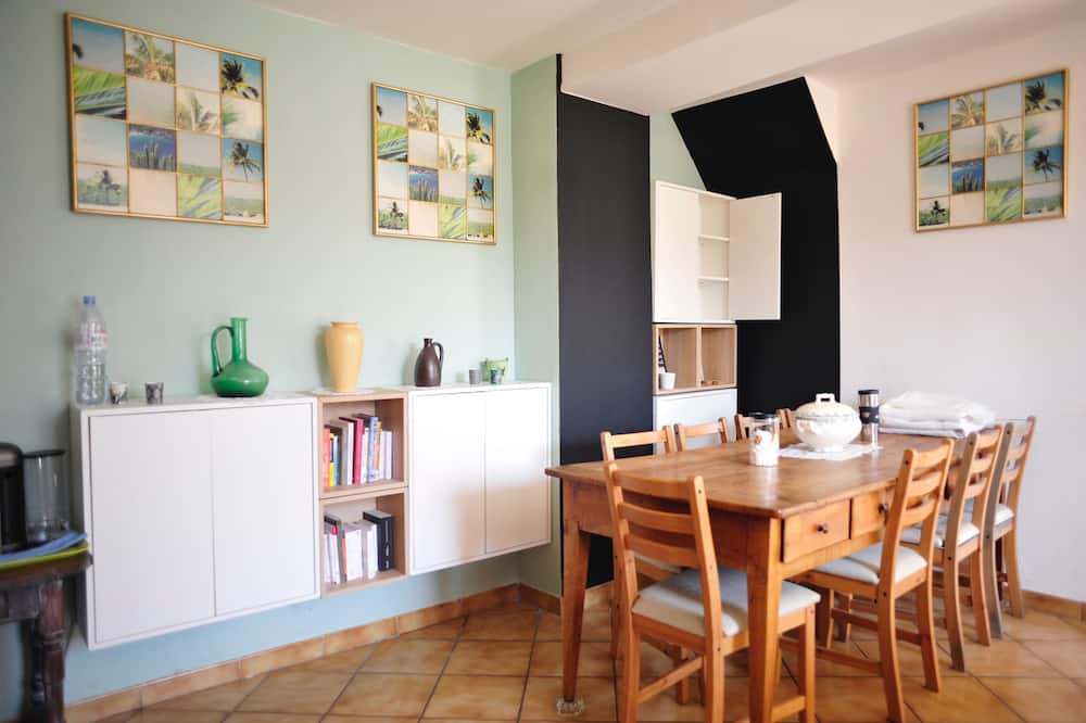Photo of Kitchen in Bonneuil-en-Valois