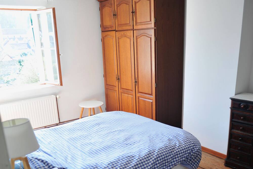 Photo of Bedroom in Bonneuil-en-Valois