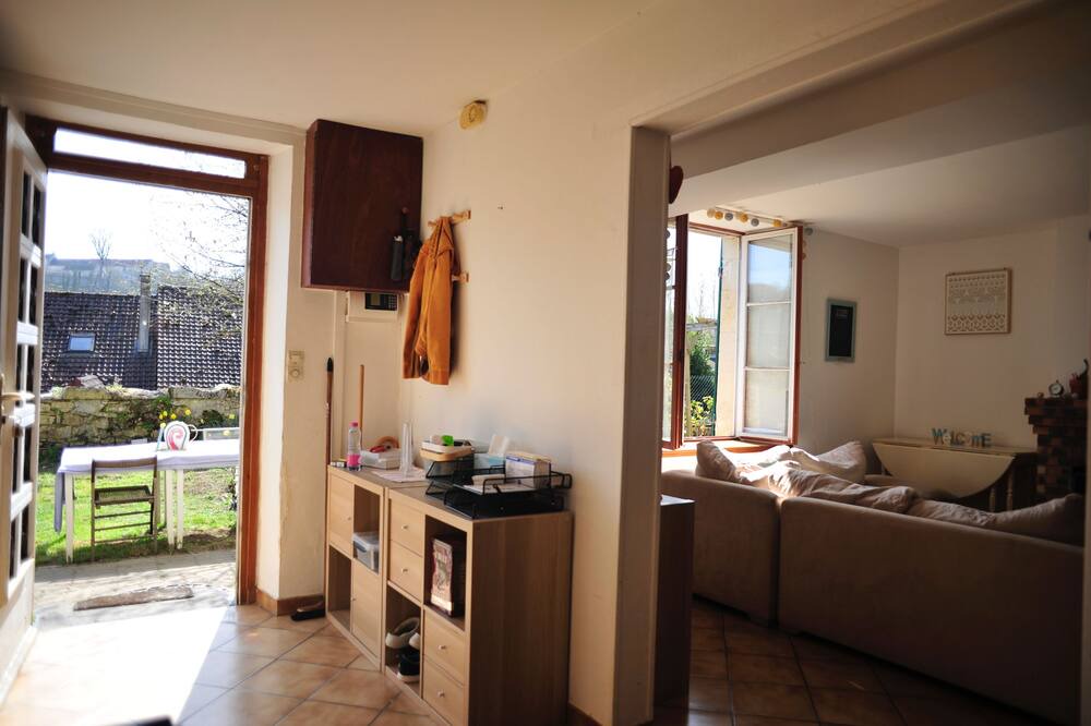 Photo of Livingroom in Bonneuil-en-Valois