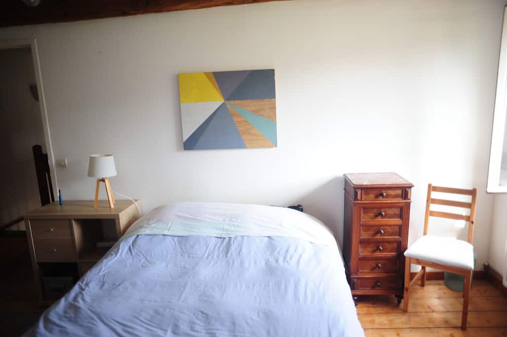 Photo of Bedroom in Bonneuil-en-Valois