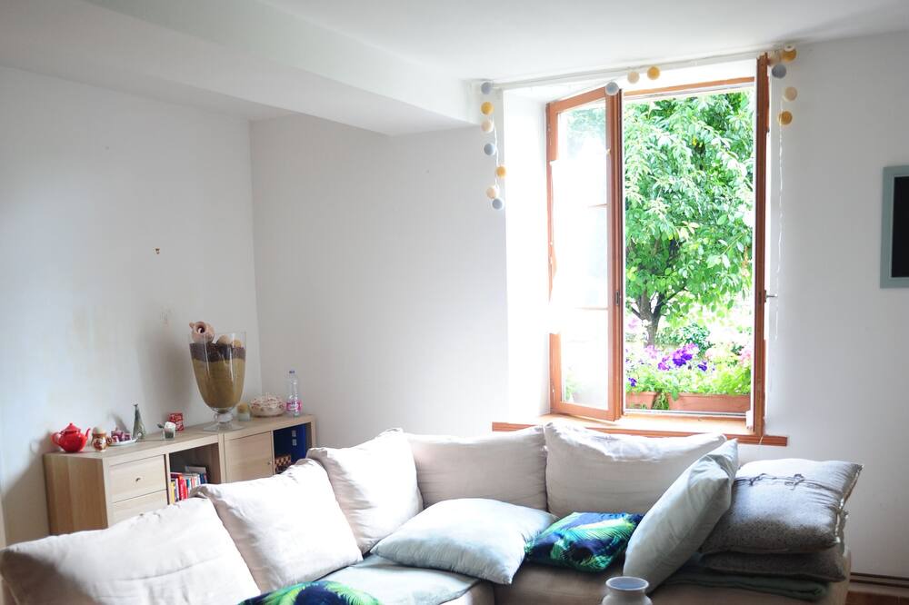 Photo of Livingroom in Bonneuil-en-Valois