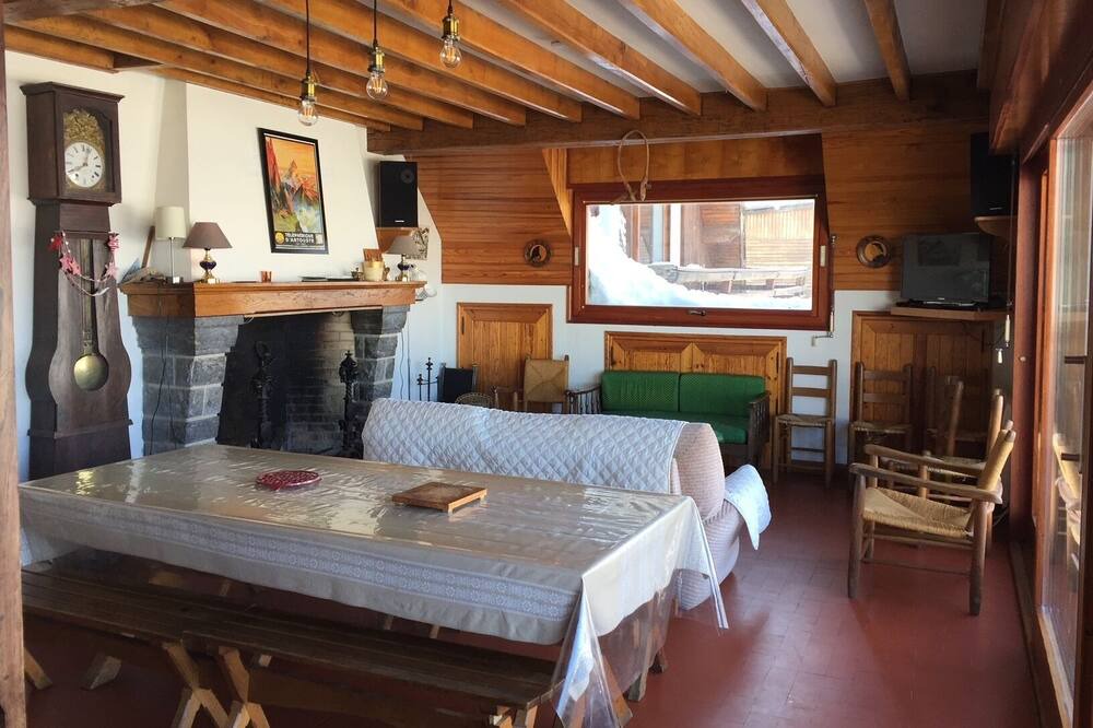 Photo of Bedroom in Eaux-Bonnes