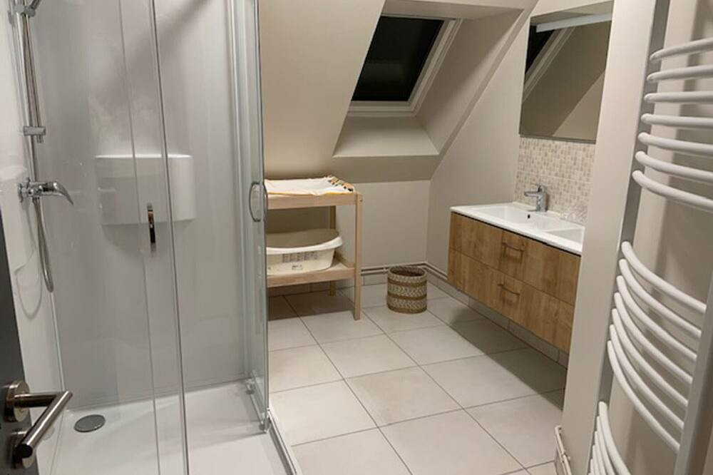 Photo of Bathroom in Bordeaux-Saint-Clair