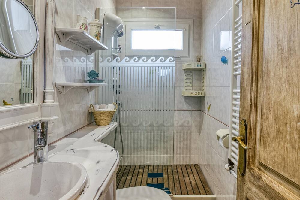 Photo of Bathroom in Begur