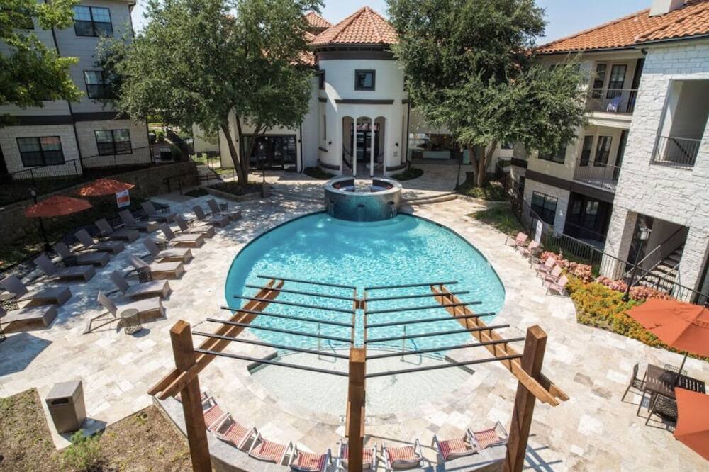 Photo of Outdoor in Irving