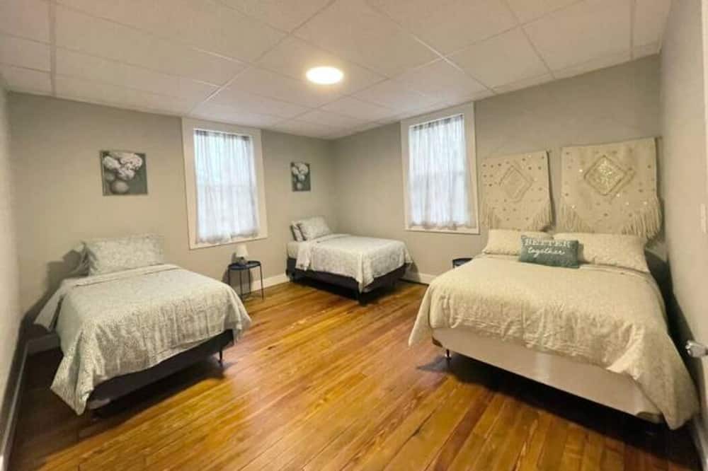 Photo of Bedroom in Franklin