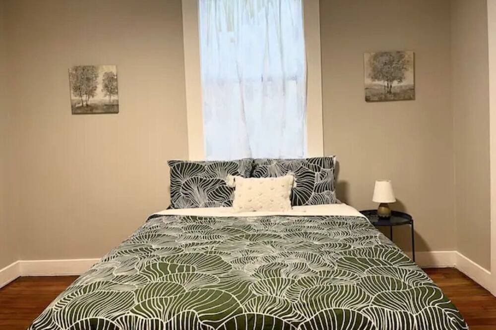Photo of Bedroom in Franklin