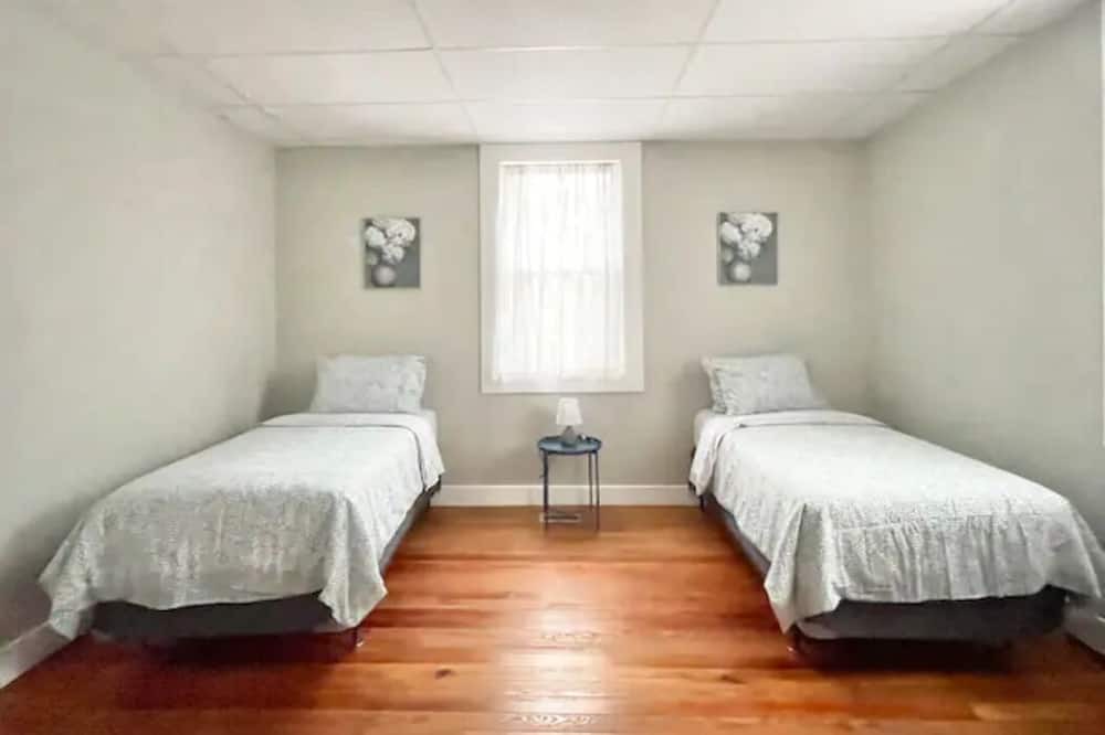 Photo of Bedroom in Franklin