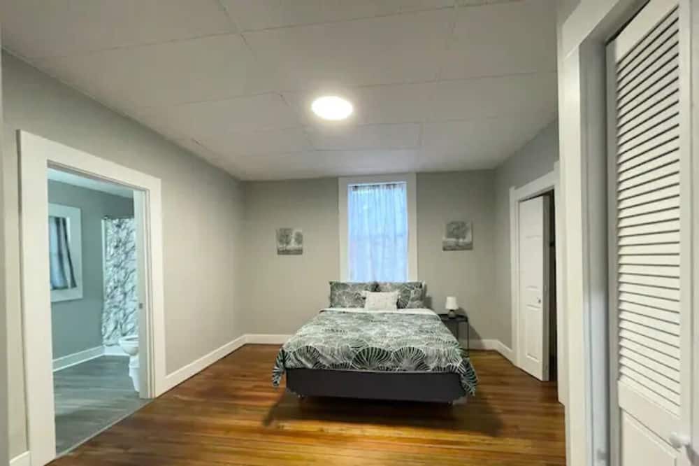 Photo of Bedroom in Franklin