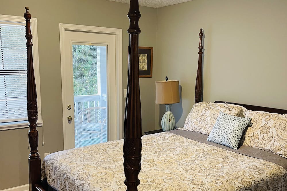 Photo of Outdoor in Townsend