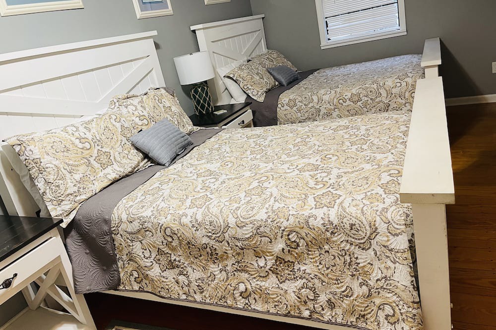 Photo of Others in Townsend