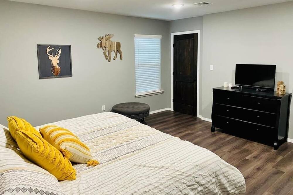 Photo of Bedroom in Octavia