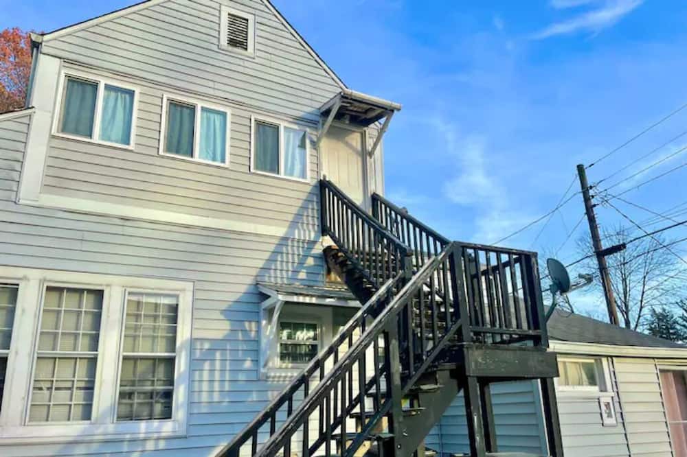Photo of Outdoor in Franklin