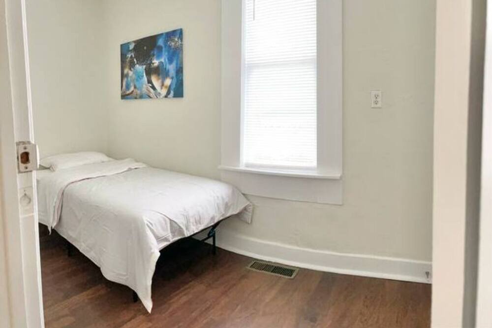 Photo of Bedroom in Franklin
