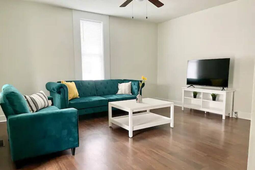 Photo of Livingroom in Franklin