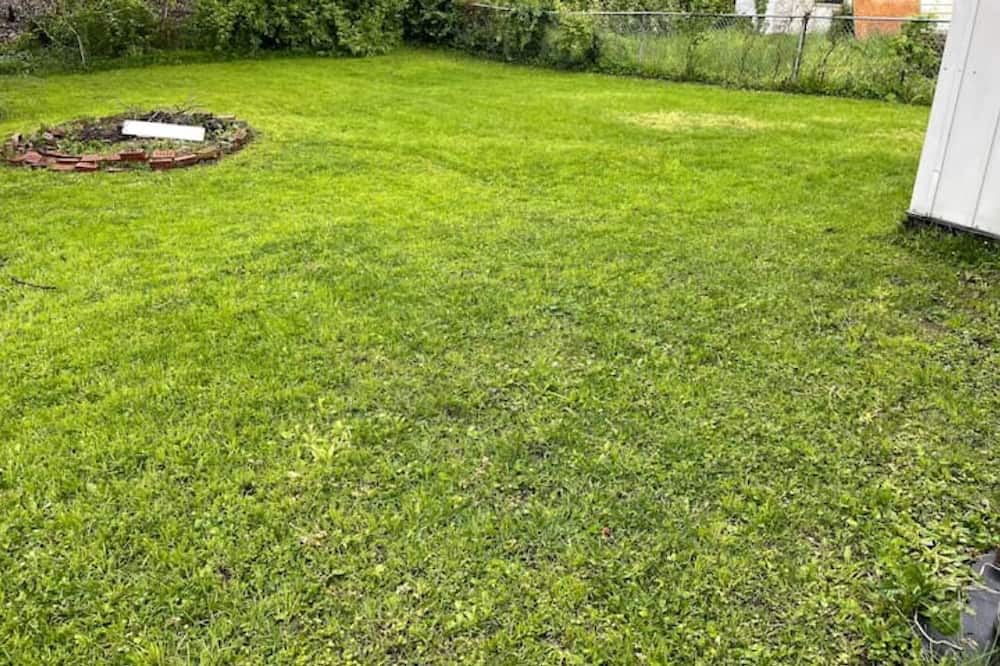 Photo of Outdoor in Franklin