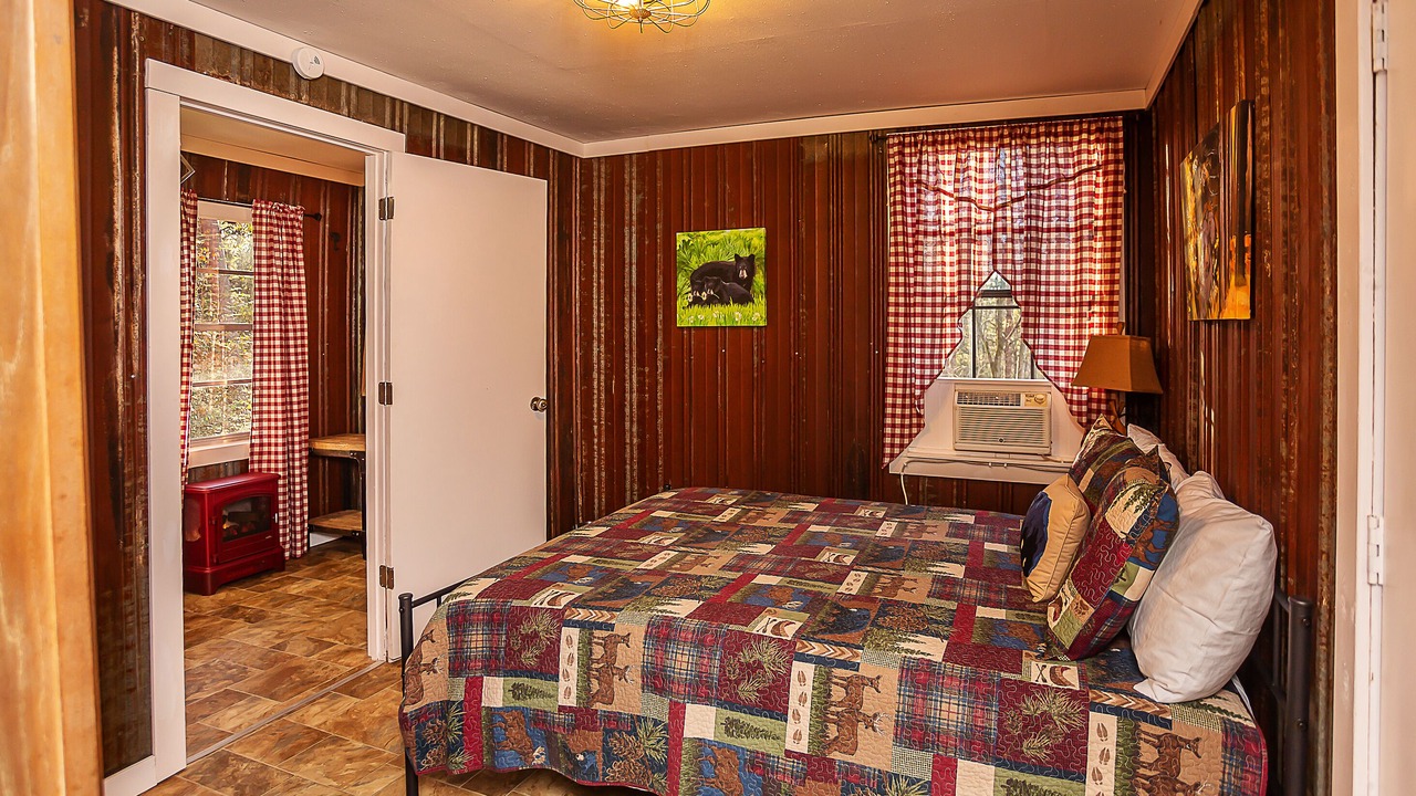 Photo of Others in Benton