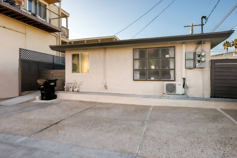 Photo of Others in Ocean Beach