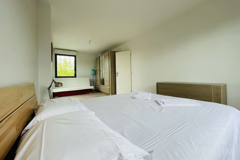 Photo of Others in Saint-Cyr-sur-Loire