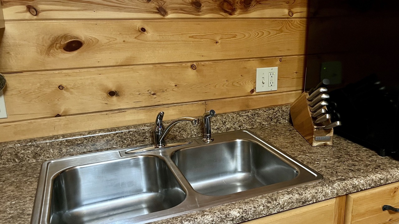 Photo of Kitchen in Pinnacles Entrance Badlands