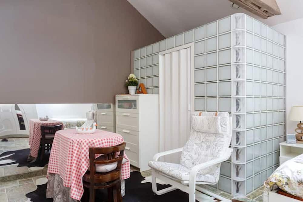 Photo of Others in Ville-d'Avray