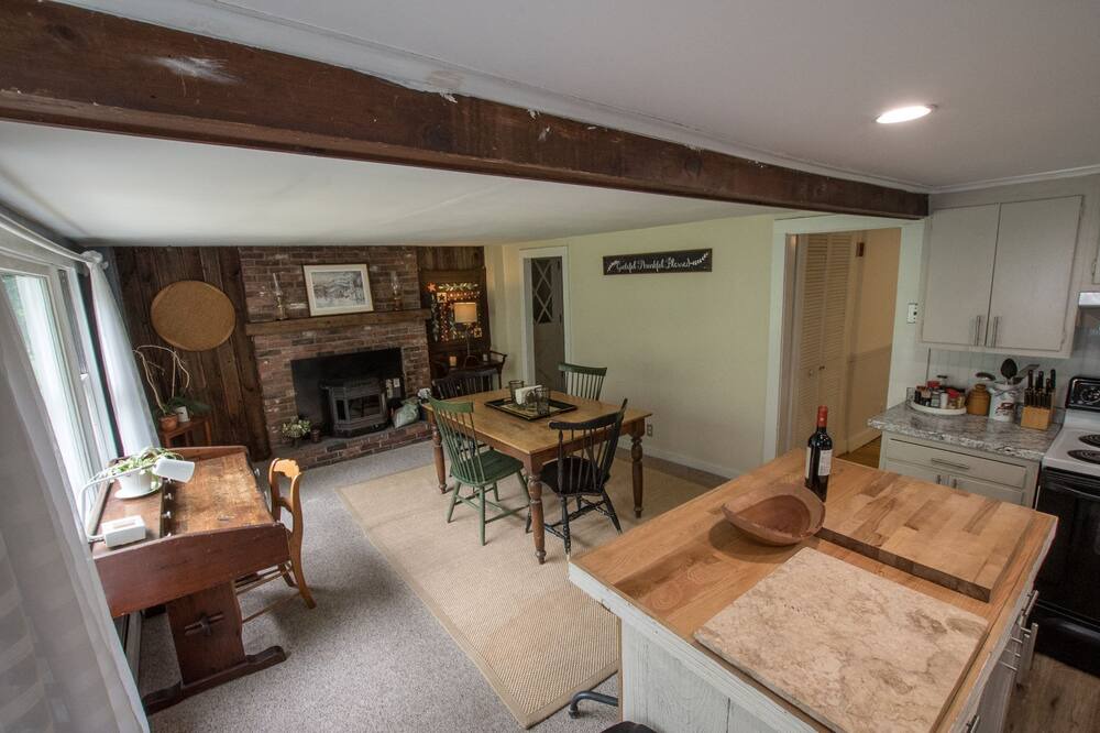 Photo of Livingroom in Williamstown