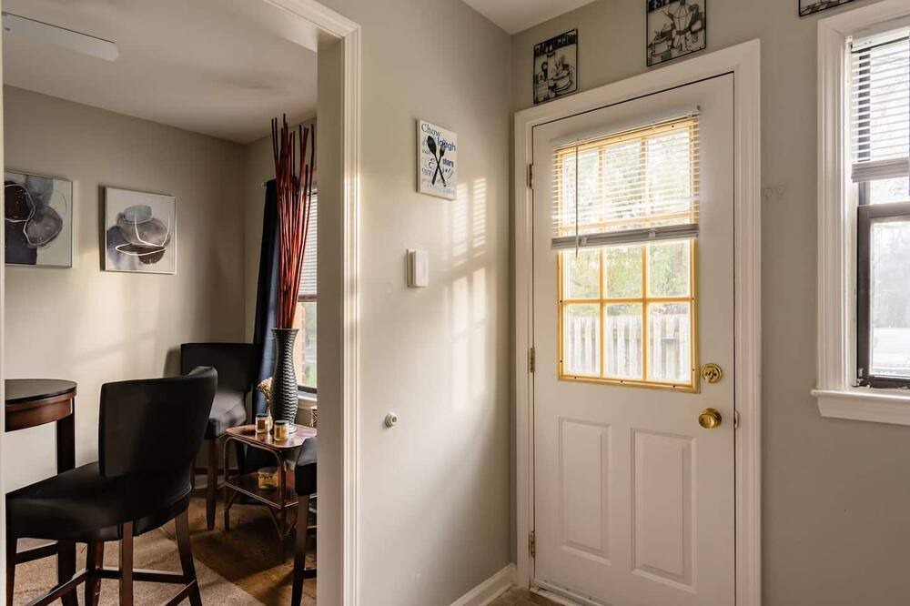 Photo of Bedroom in Oak Park