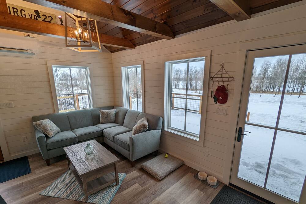 Photo of Bedroom in Alburg