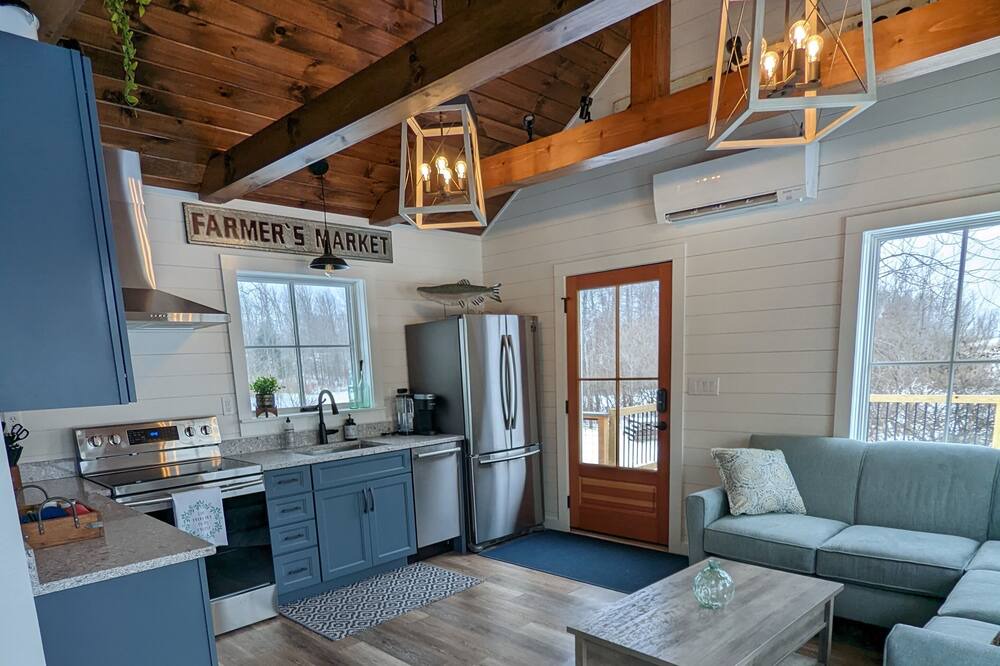 Photo of Bedroom in Alburg