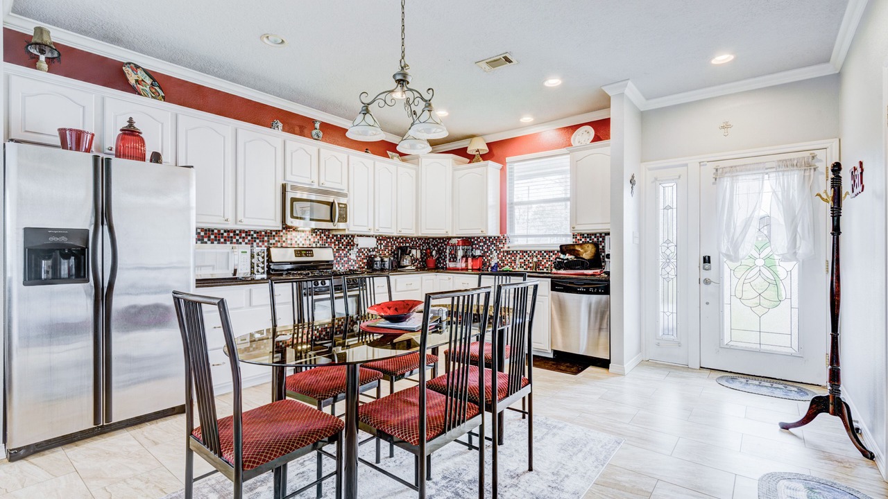Photo of Kitchen in Pointblank