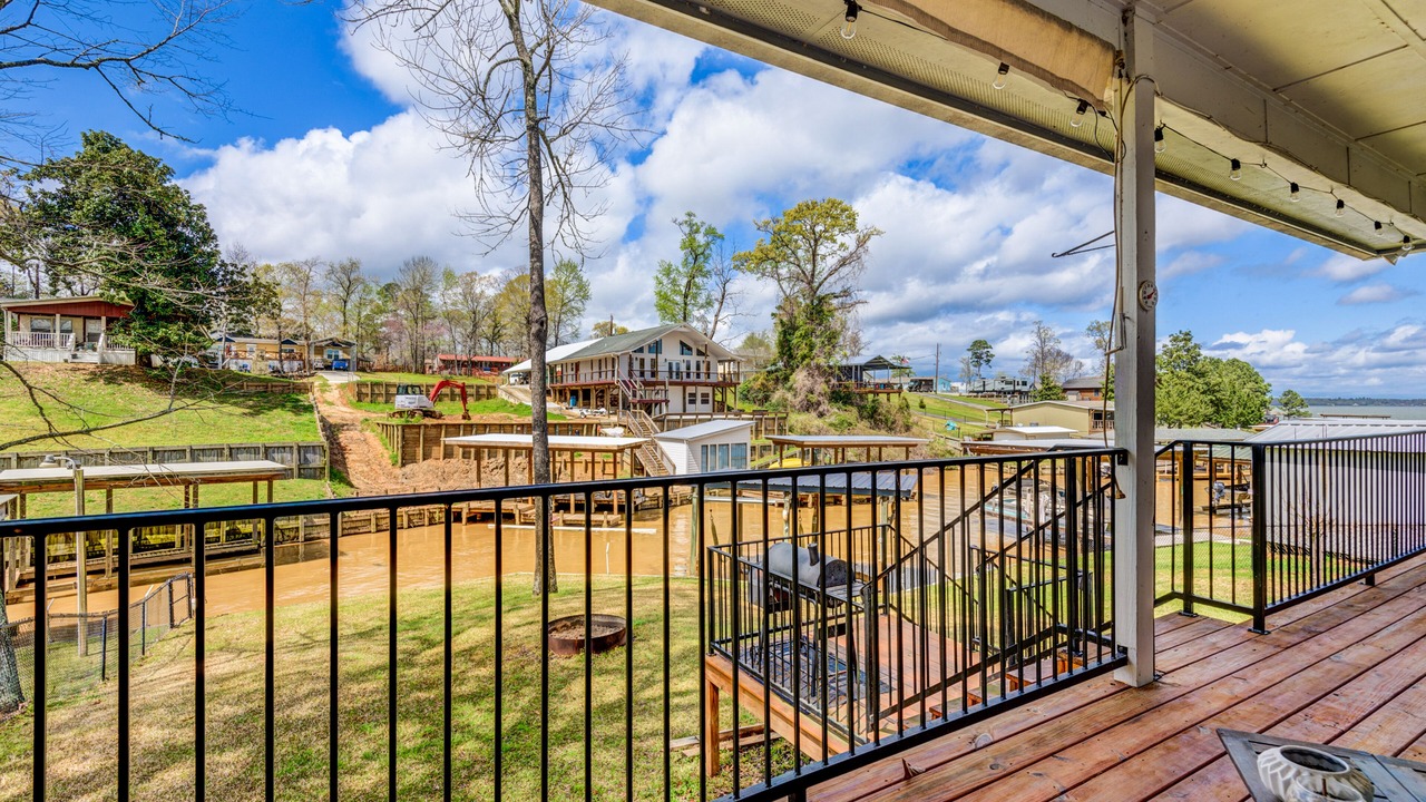 Photo of Outdoor in Pointblank