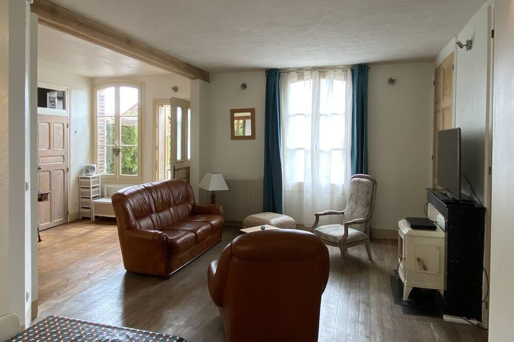 Photo of Livingroom in Lusigny-sur-Barse