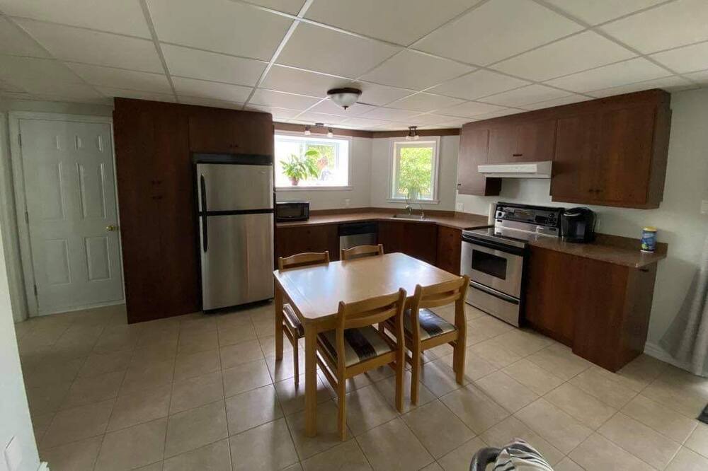 Photo of Kitchen in Saint-Emile-de-Suffolk