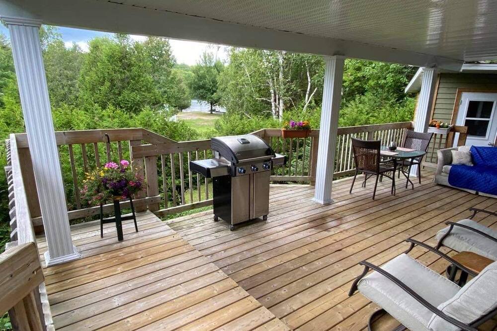 Photo of Patio Balcony in Saint-Emile-de-Suffolk