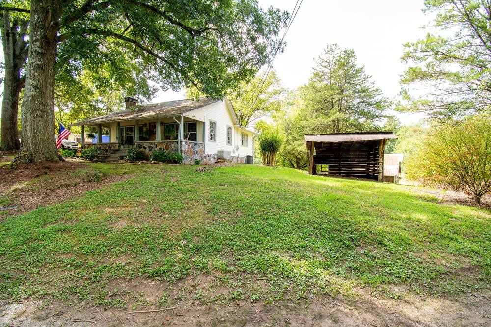 Photo of Outdoor in Adairsville