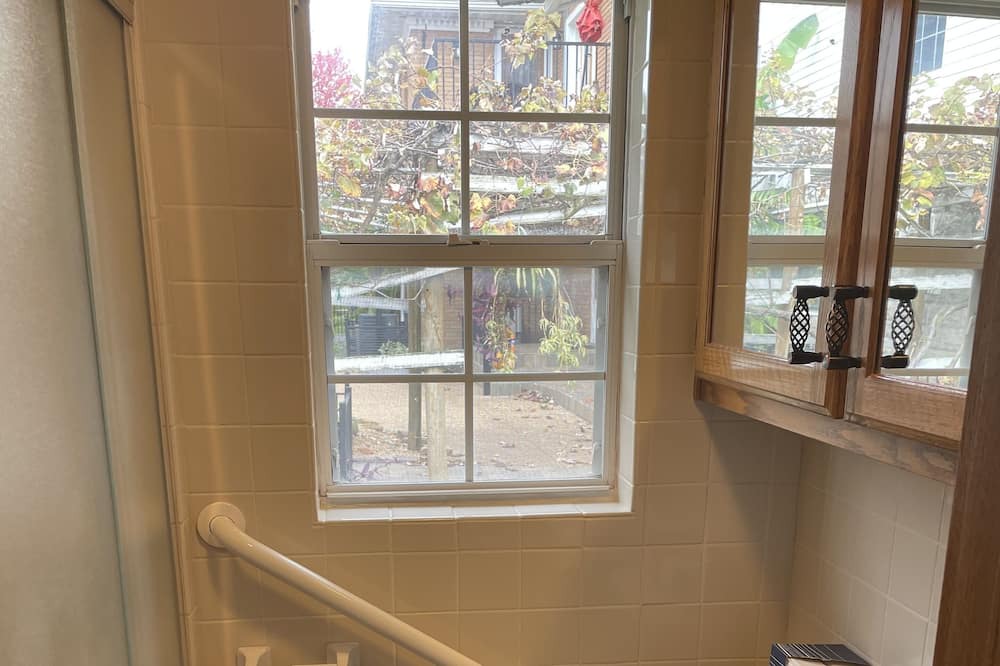 Photo of Bathroom in Joplin
